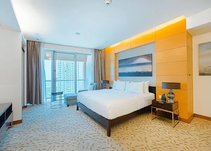 Plush Studio At The Address Dubai Mall
