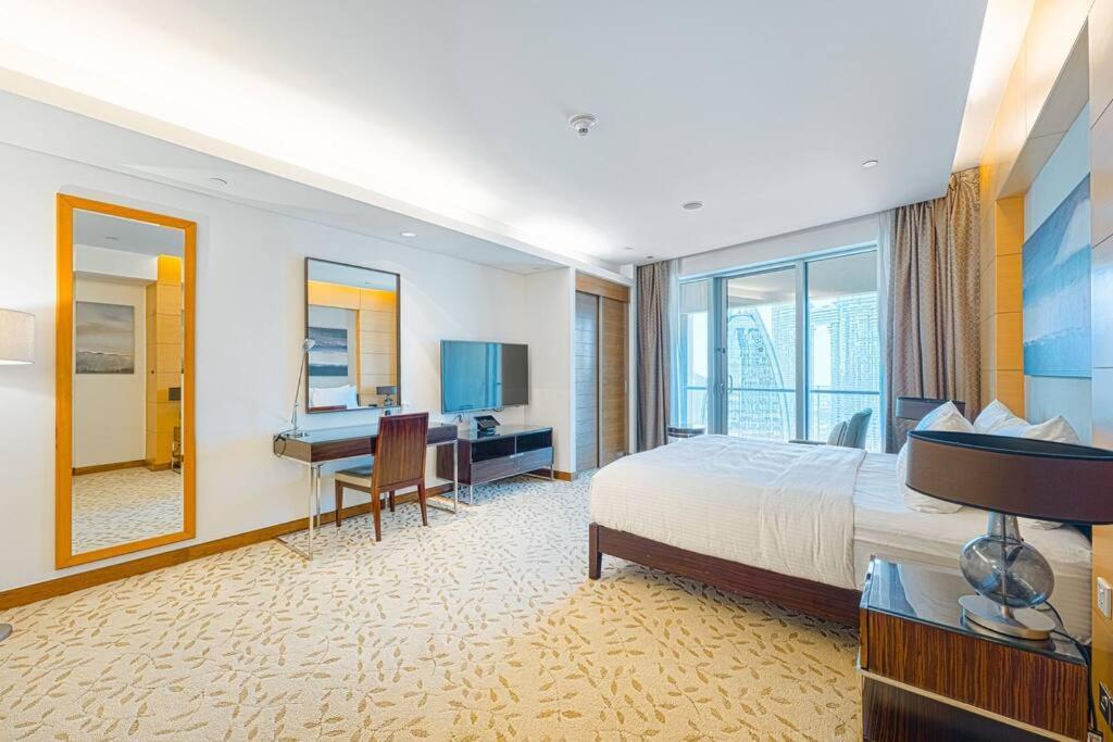 Plush Studio At The Address Mall *