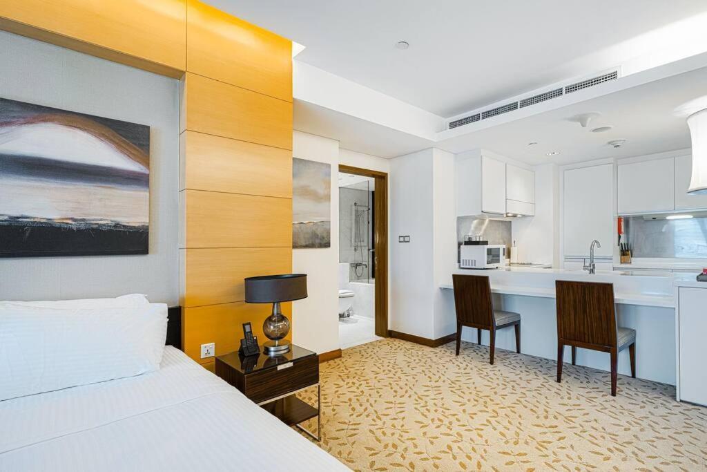 Plush Studio At The Address Mall Dubai