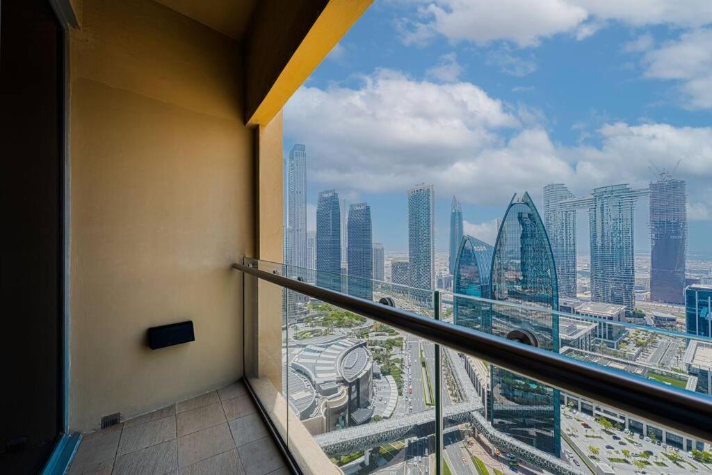 Apartment Plush Studio At The Address Mall Dubai