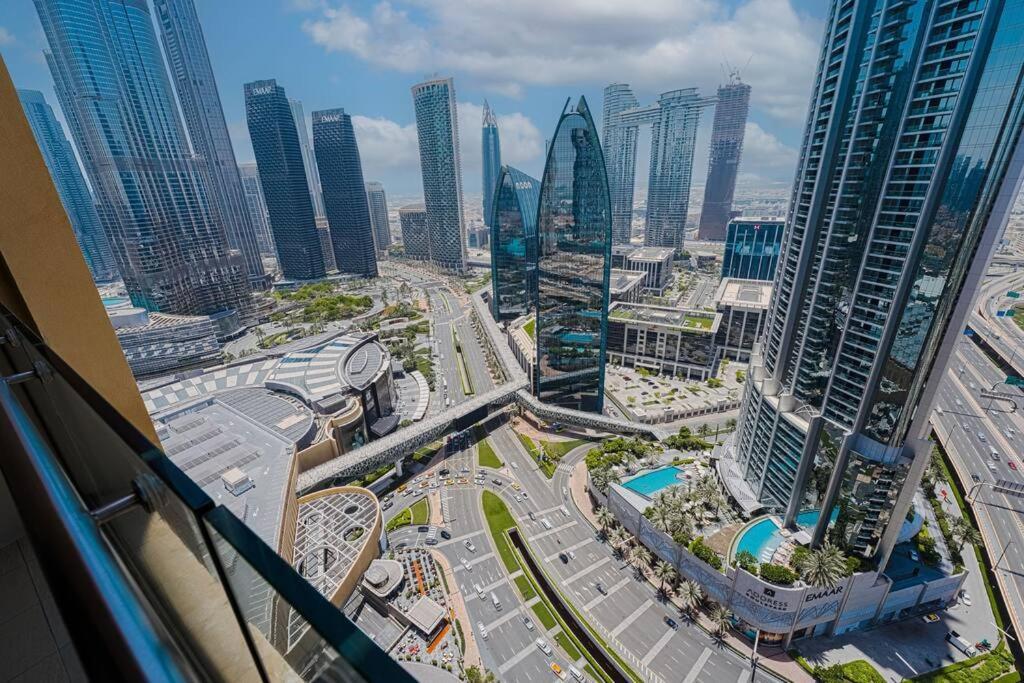Apartment Plush Studio At The Address Mall Dubai